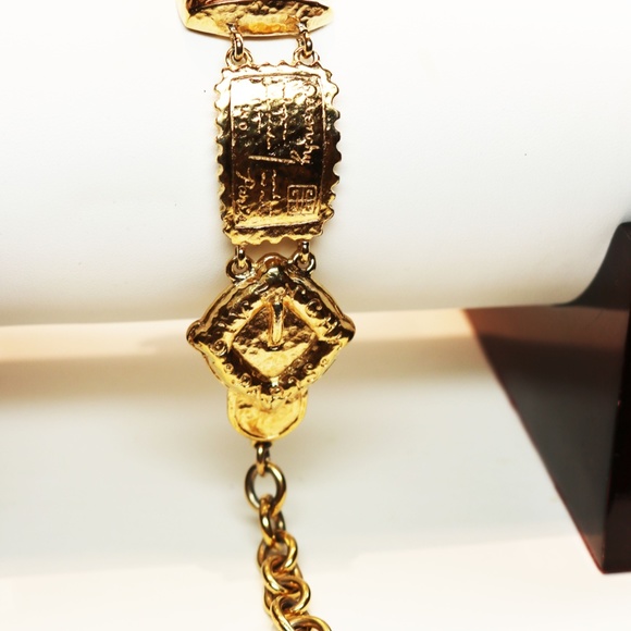 🎊🥳 Host Pick!🎉 Vintage GIVENCHY Travel Bracelet - Picture 11 of 16